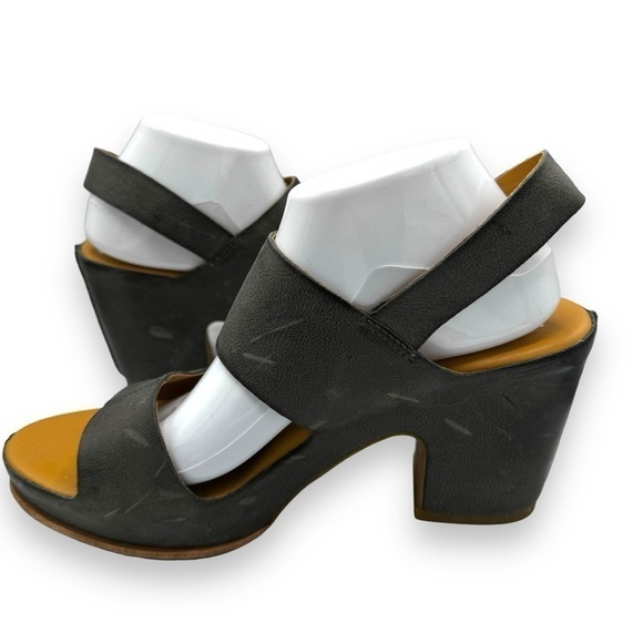 Kork-Ease San Carlos Distressed Slingback Platform Sandals, Dark Grey, Size 11 - Picture 7 of 15